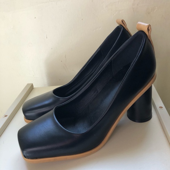 Black & Tan, square-toe cylinder heels. Size 39/9 - Picture 4 of 8